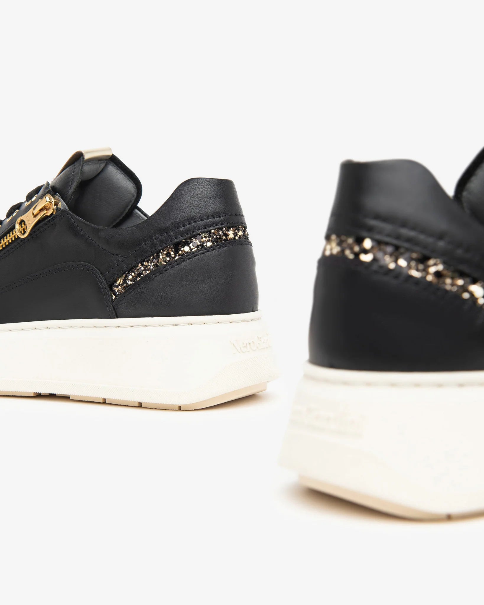 Nero Giardini Sneakers Basse da Donna – Nero