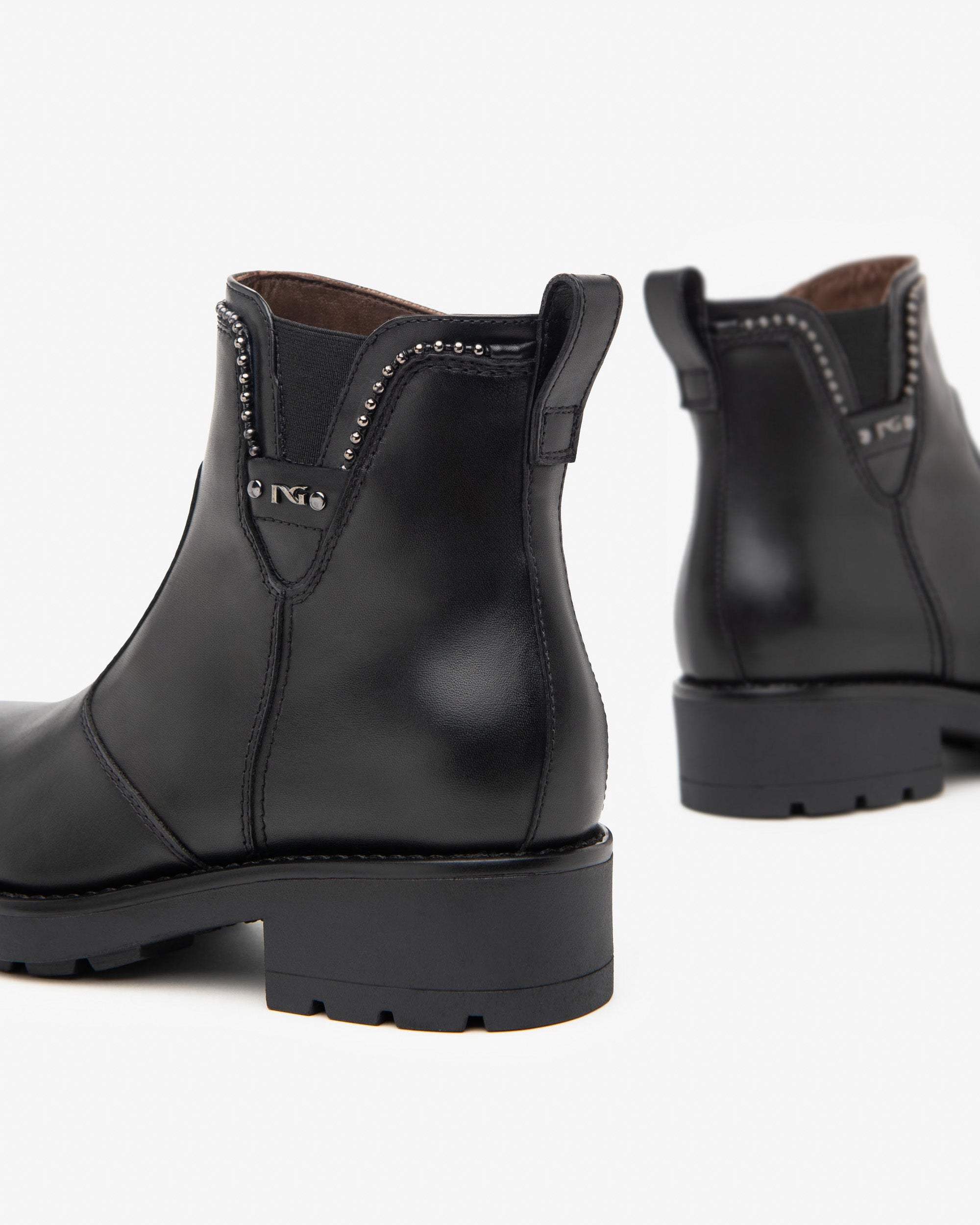 Nero Giardini Stivaletti senza stringhe da Donna – Nero