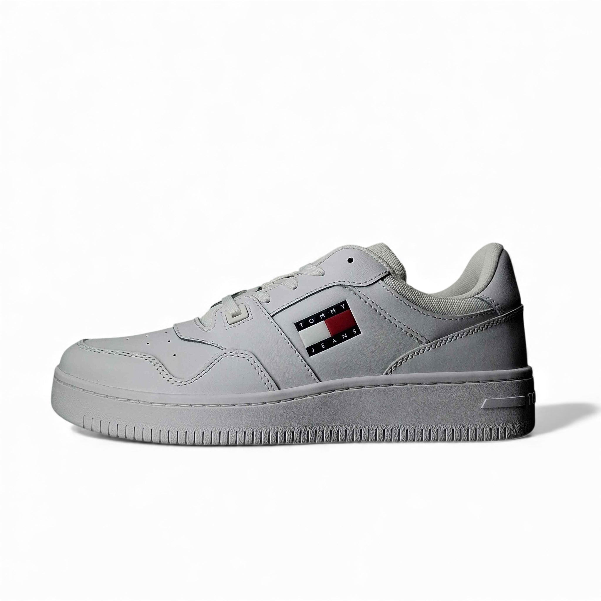 Tommy Hilfiger Sneakers Basse Tjm Retro Basket Ess da Uomo – Bianco