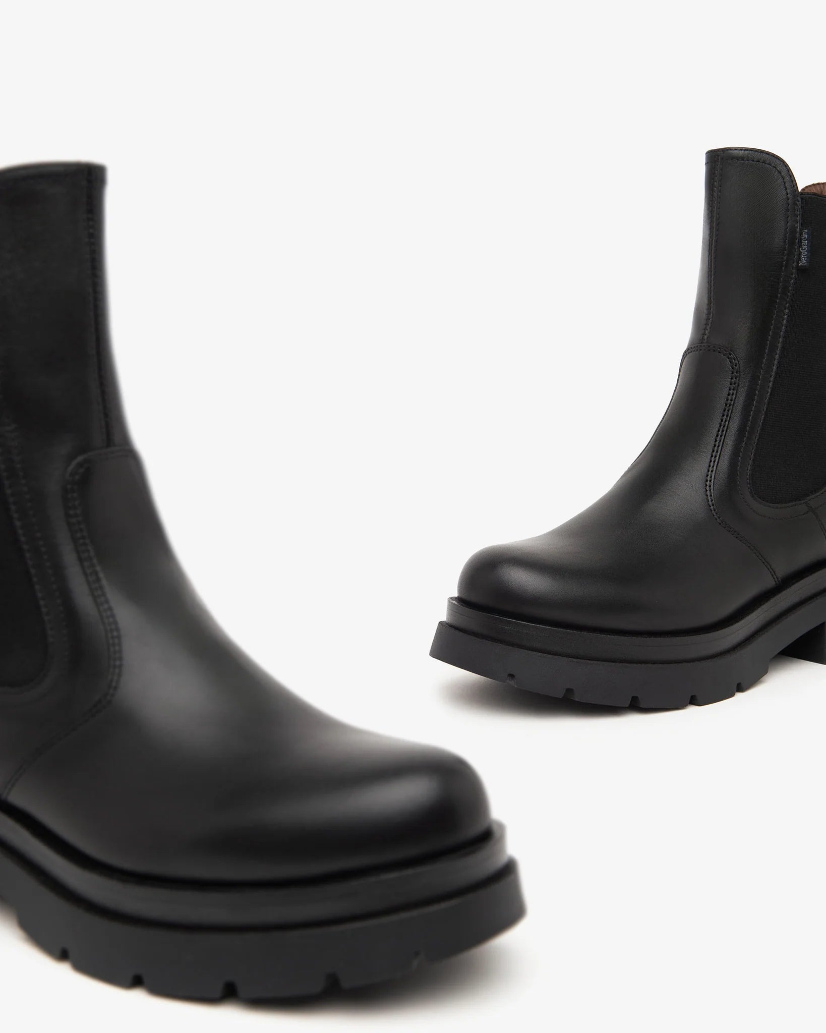 Nero Giardini Stivaletti senza stringhe da Donna – Nero