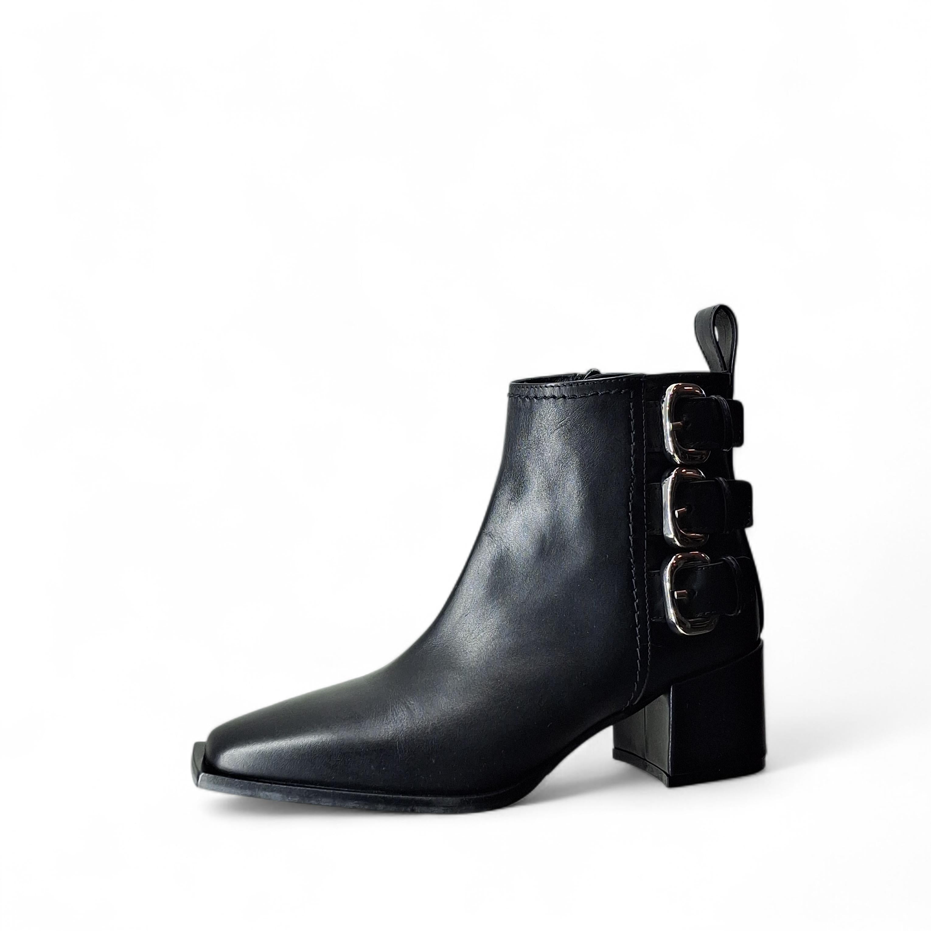 Albano Stivaletti con Tacco da Donna – Nero