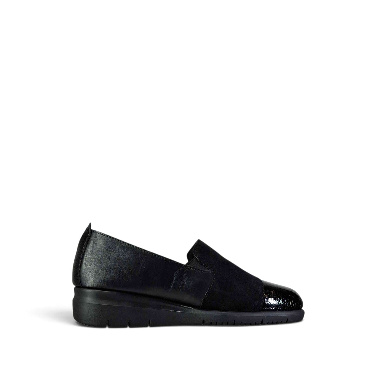 Grunland Rysa Scarpe Basse Senza Stringhe da Donna – SC632925RYSA NERO