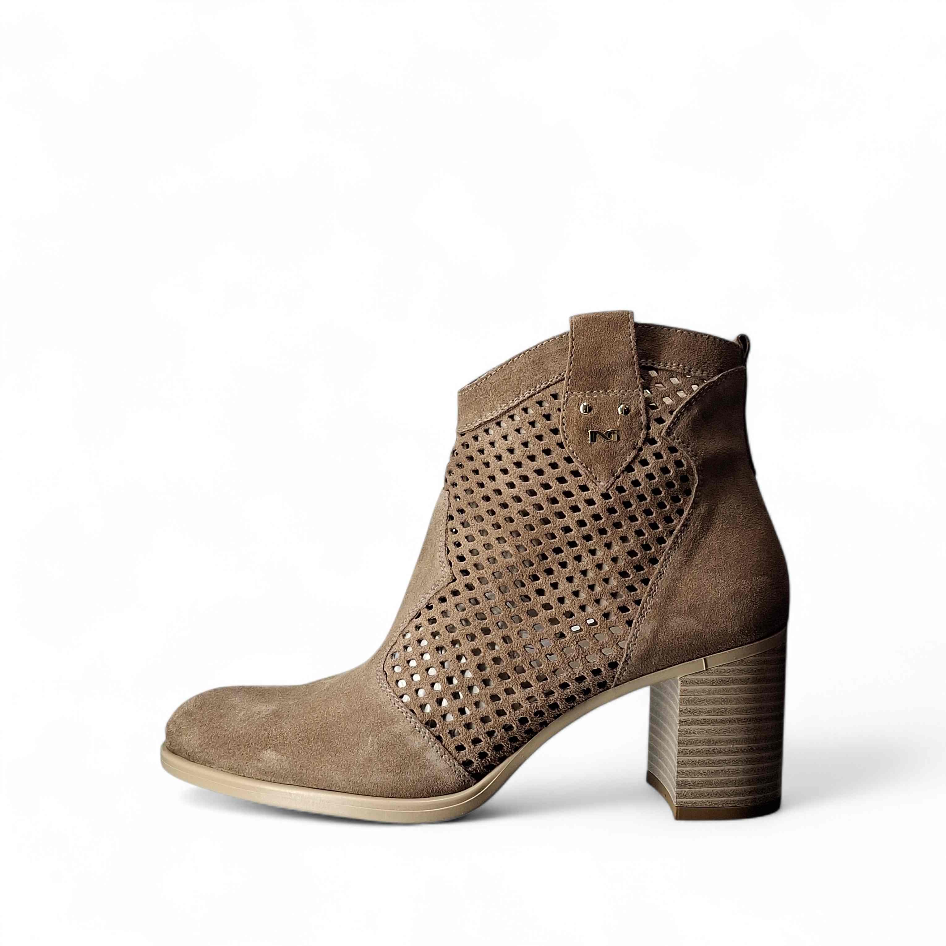 Nero Giardini Stivaletti con Tacco Nala da Donna – Marrone