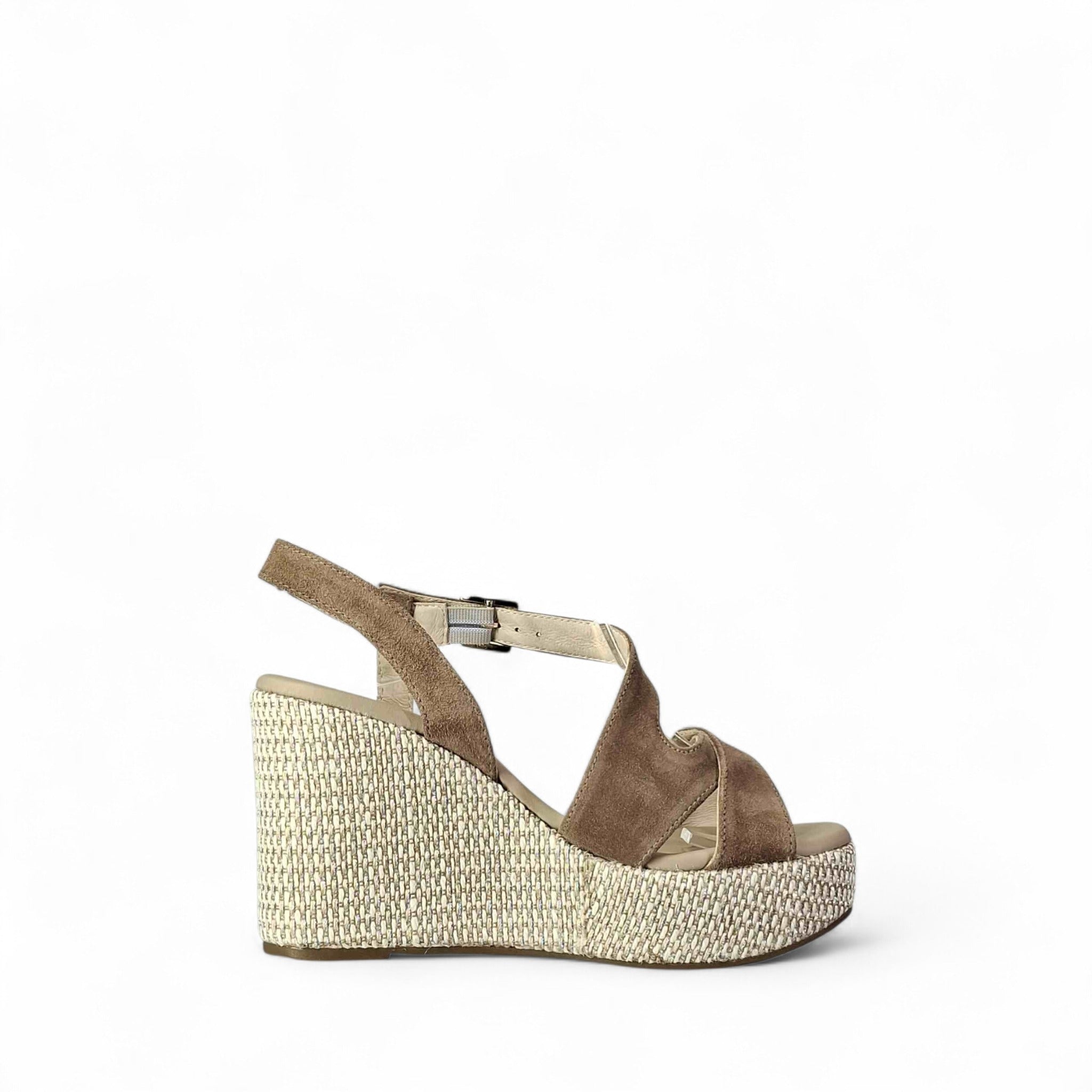 Nero Giardini Gilda Sandali con Zeppa da Donna – Marrone - E616020 D 442