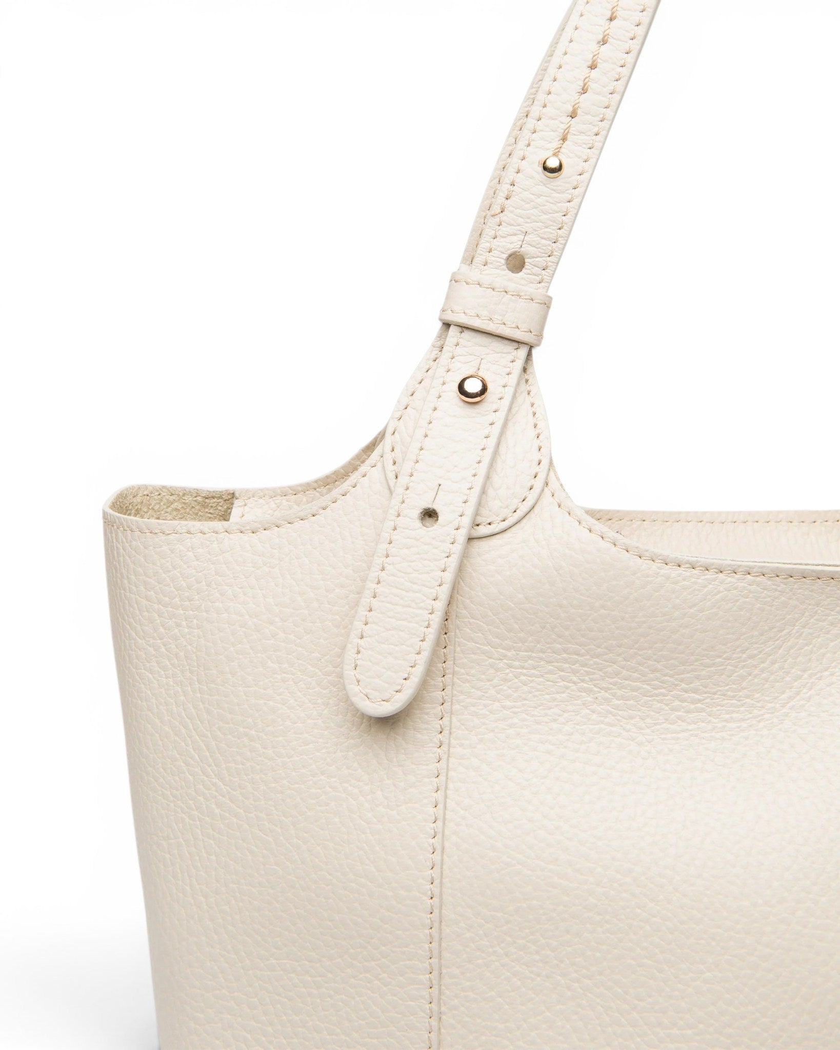 Nero Giardini Guida Spalla Media da Donna – E644141 D 704