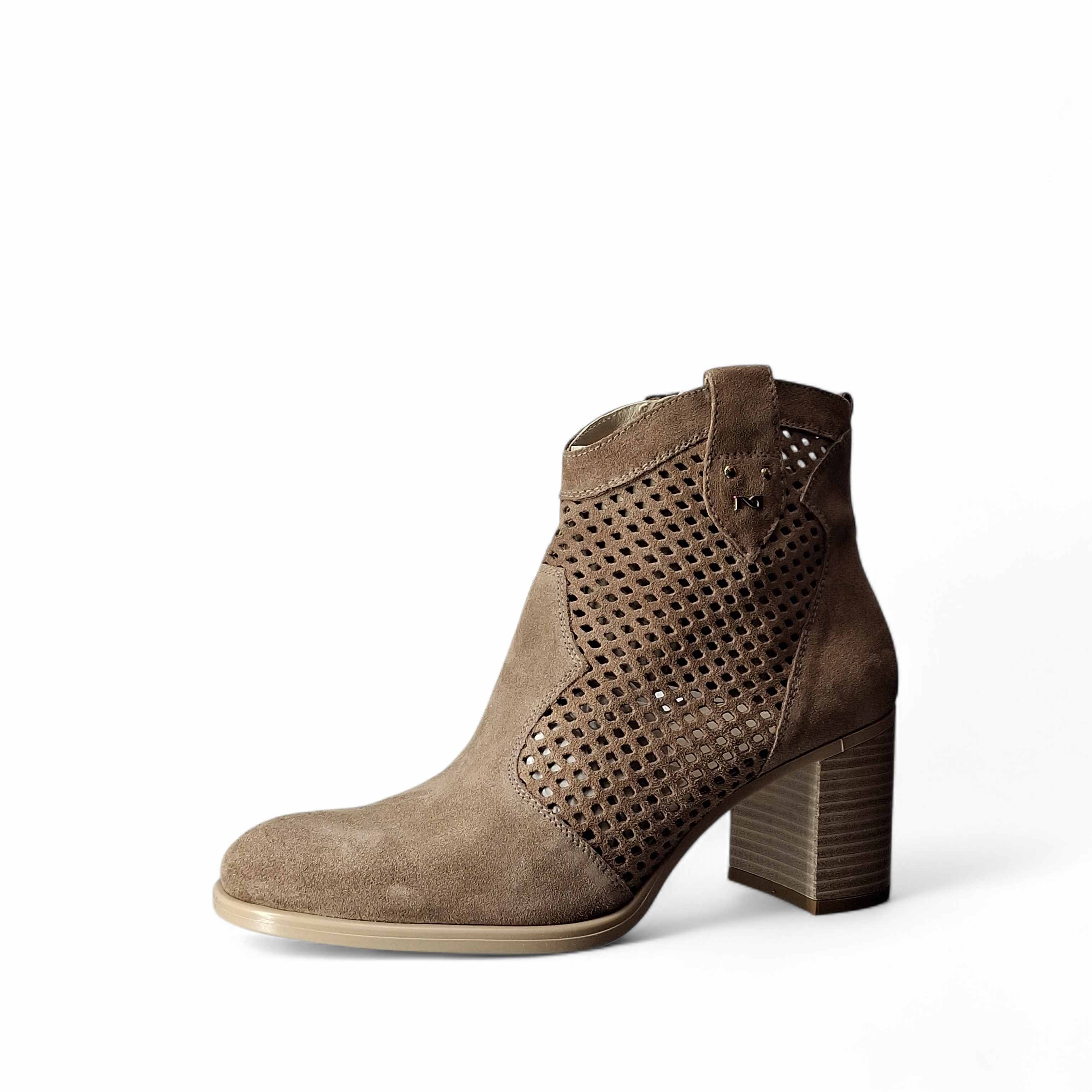 Nero Giardini Stivaletti con Tacco Nala da Donna – Marrone