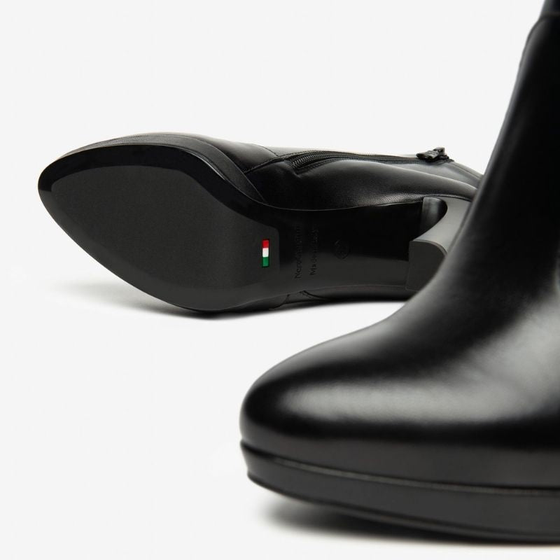 Nero Giardini Stivali senza Tacco da Donna – Nero