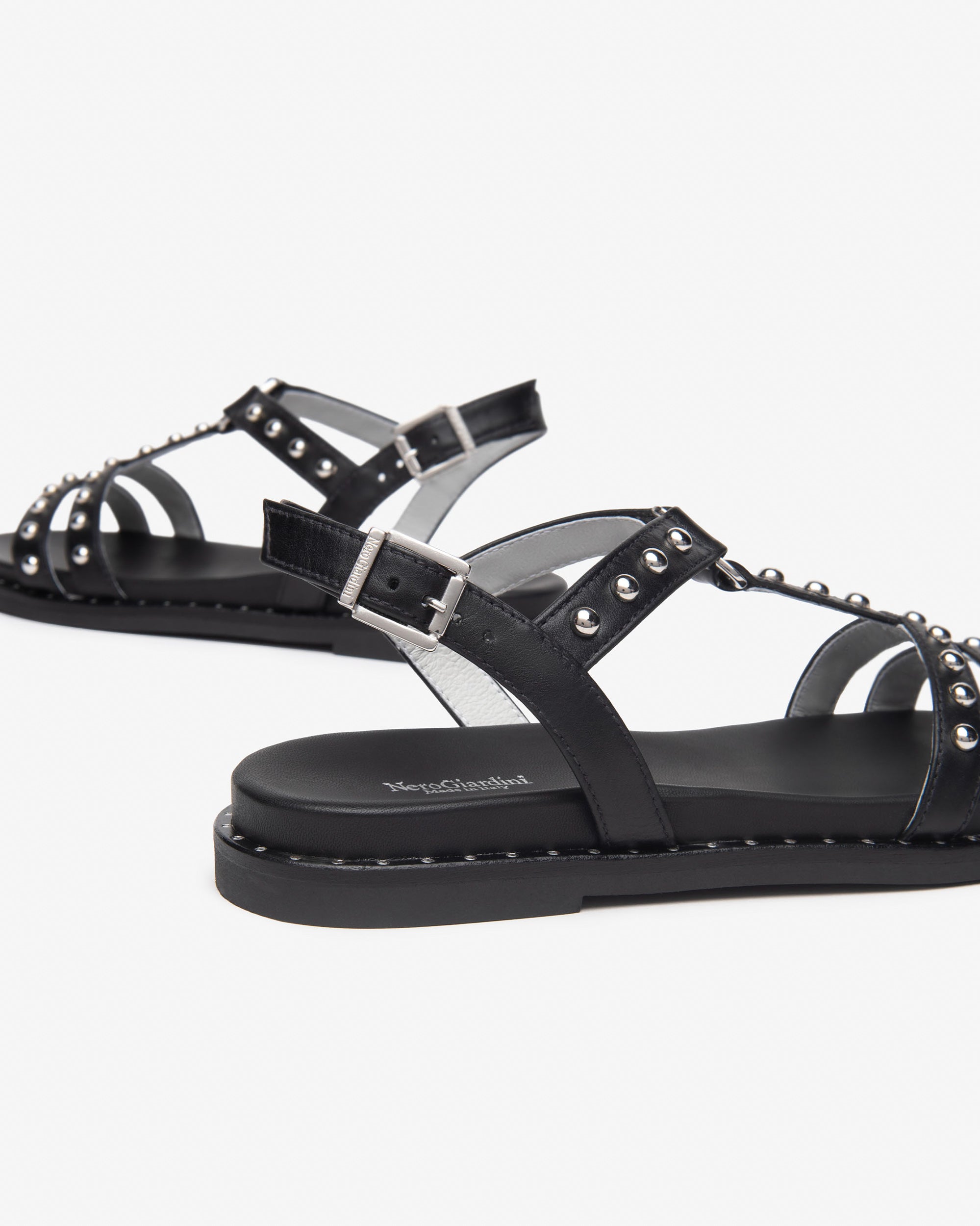 Nero Giardini Sandali Bassi da Donna – Nero